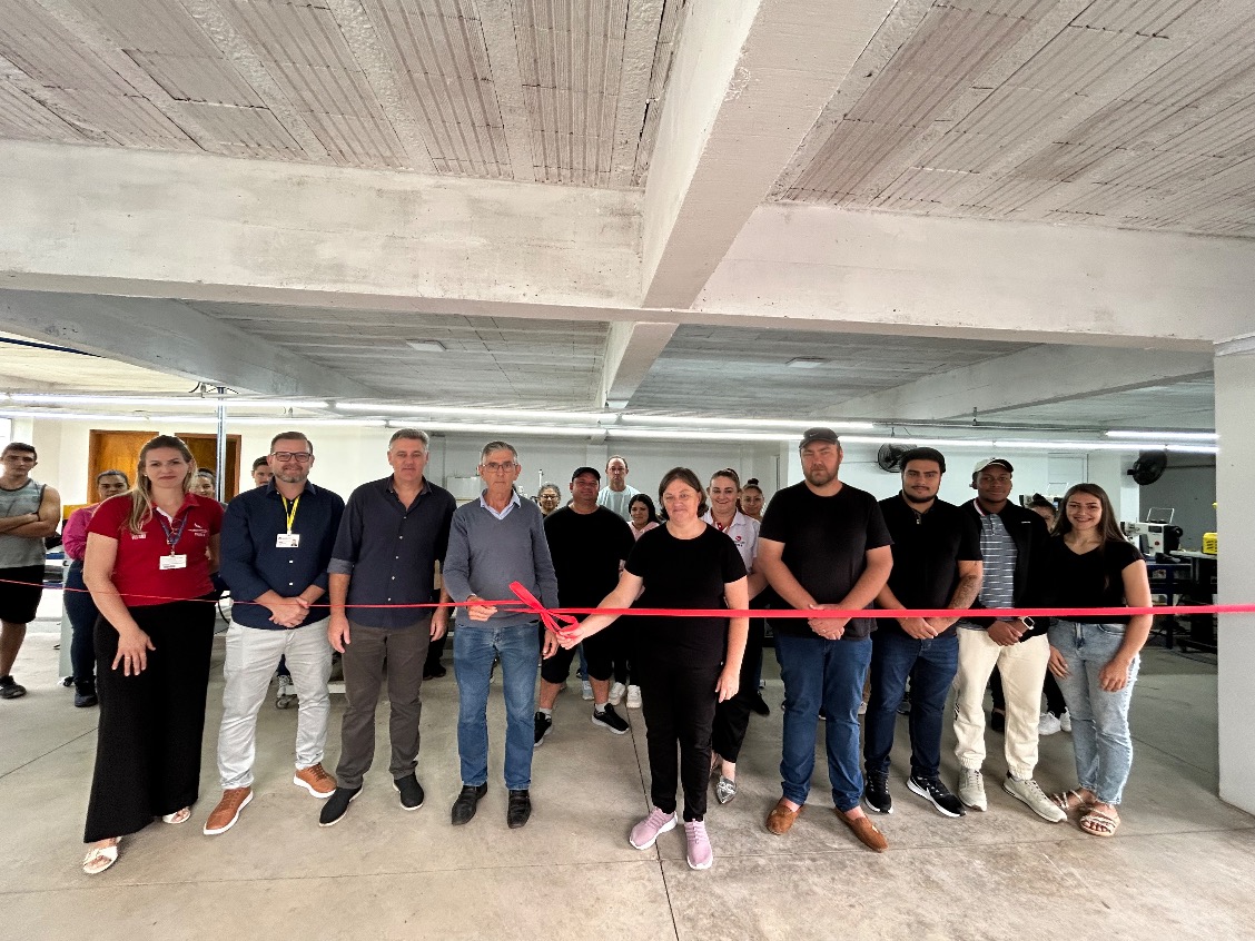 Ateliê Salto Alto Calçados é inaugurado em Herveiras